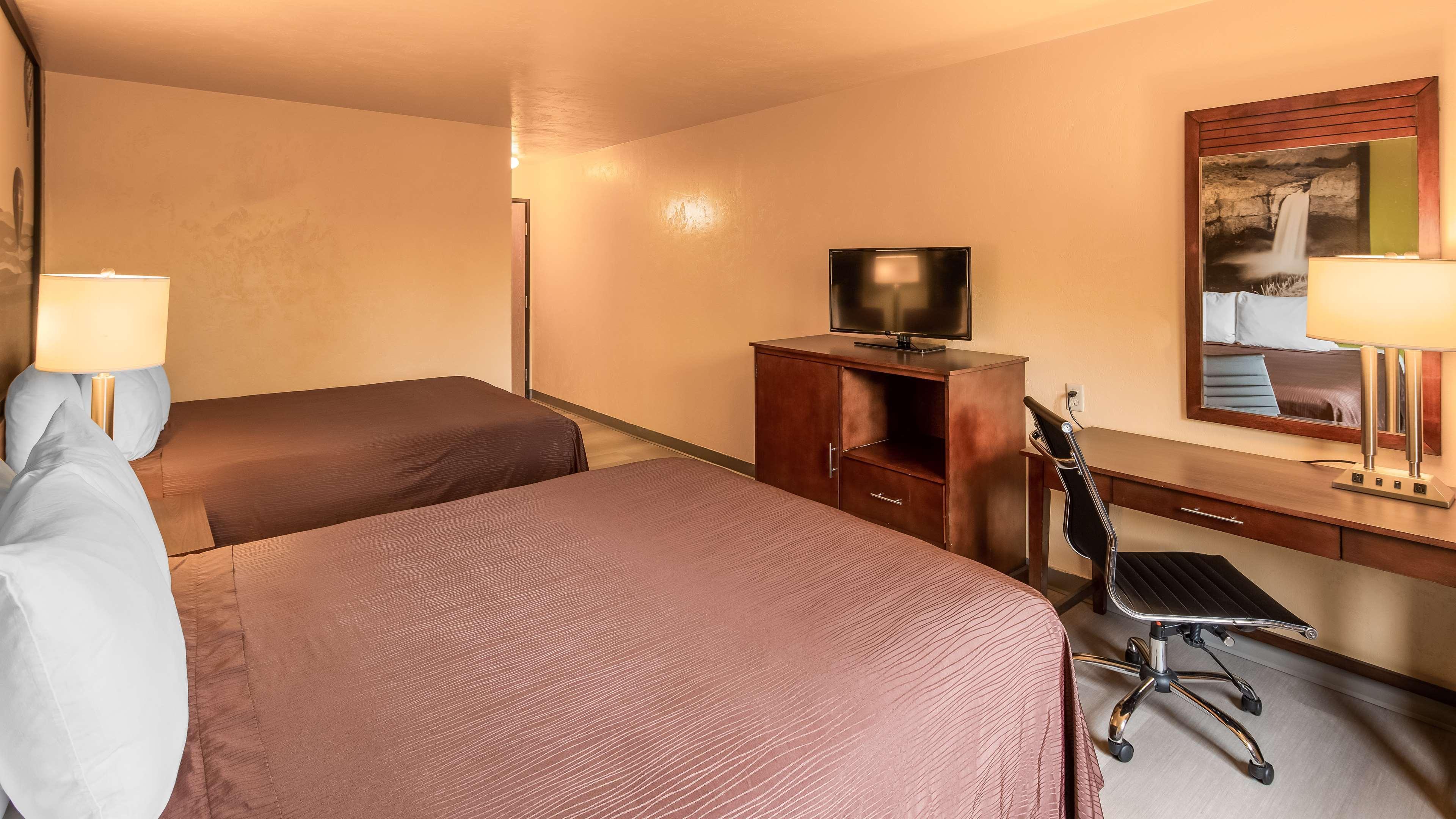 Surestay Hotel By Best Western Элленсберг Экстерьер фото