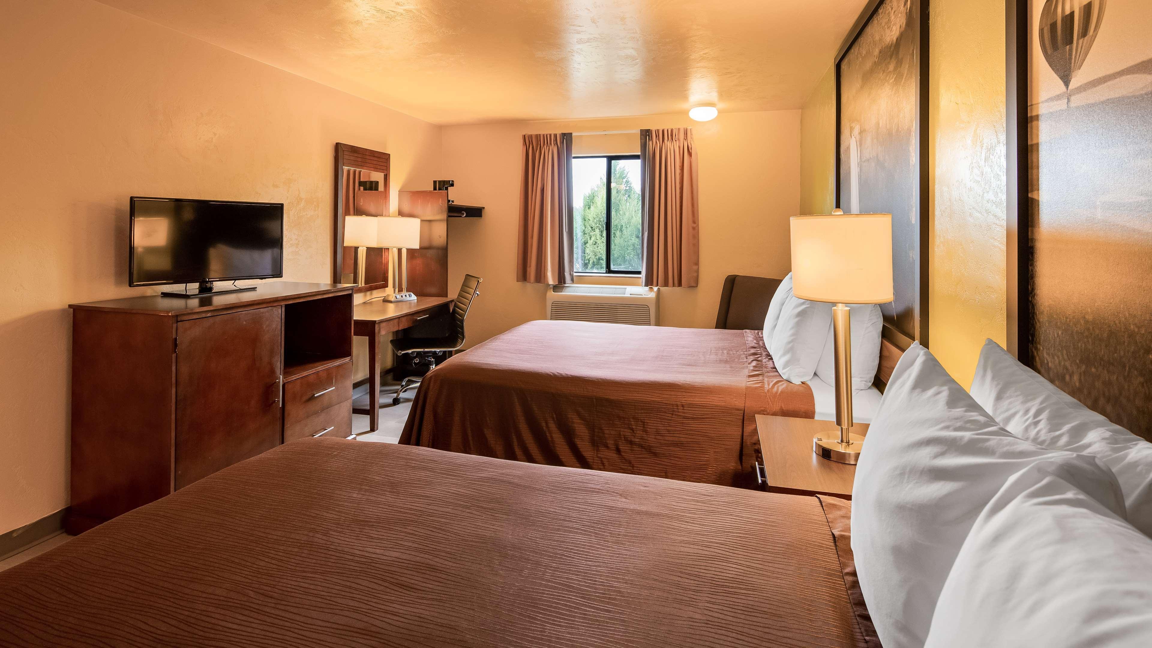 Surestay Hotel By Best Western Элленсберг Экстерьер фото