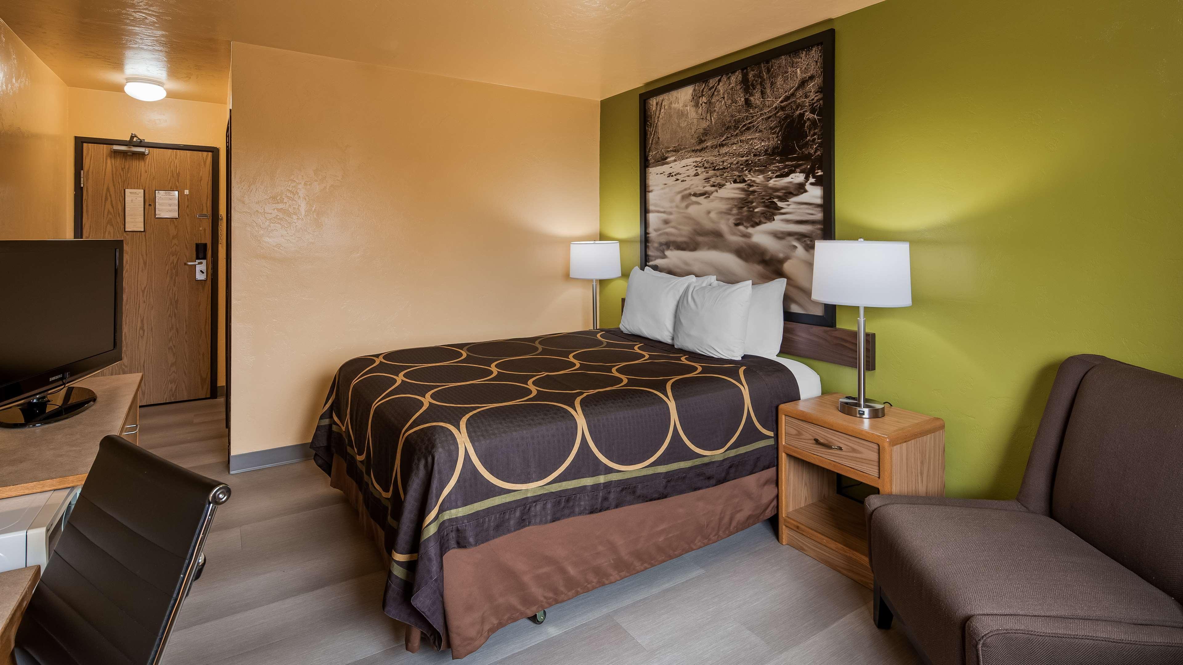 Surestay Hotel By Best Western Элленсберг Экстерьер фото